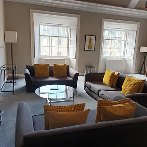 https://york-place-apartments-edinburgh.edinburghhotelsuk.org