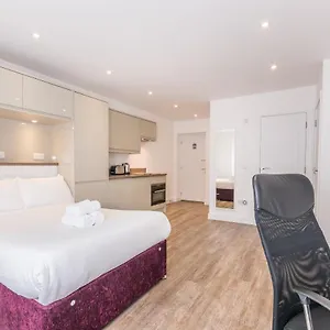 Town Or Country - Canute Appartamento Southampton