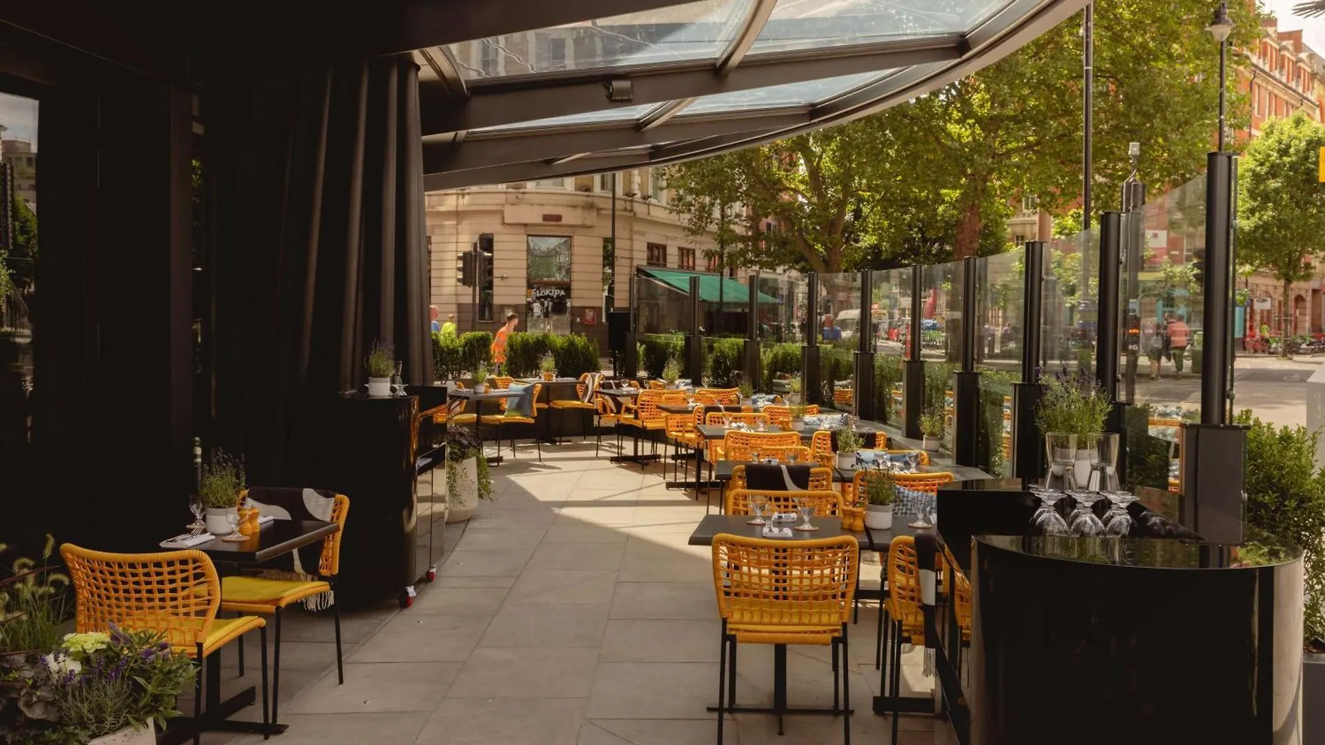 Art'Otel London Hoxton, Powered By Radisson Hotels